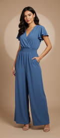 Jumpsuit azul acero con manga mariposa y pantalones de pierna ancha