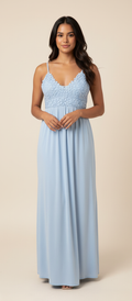 Vestido largo celeste con top de encaje floral y falda fluida